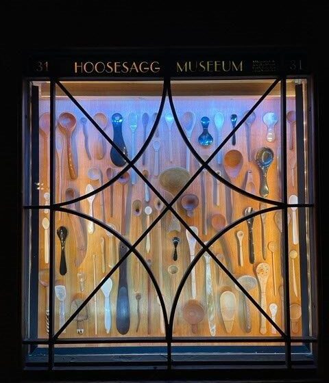 2022 - Ausstellung Hoosesaggmuseum Basel - Loeffel aus Holz