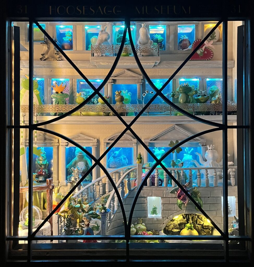 2026 - Ausstellung Hoosesaggmuseum Basel - Froschkoenig